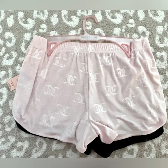 MEDIUM JUICY COUTURE Velvet Sleep Shorts - Picture 2 of 2